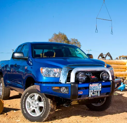 ARB 4X4 | Tundra 2nd Gen 2007-2015 Deluxe Bumper Front Sahara Bar