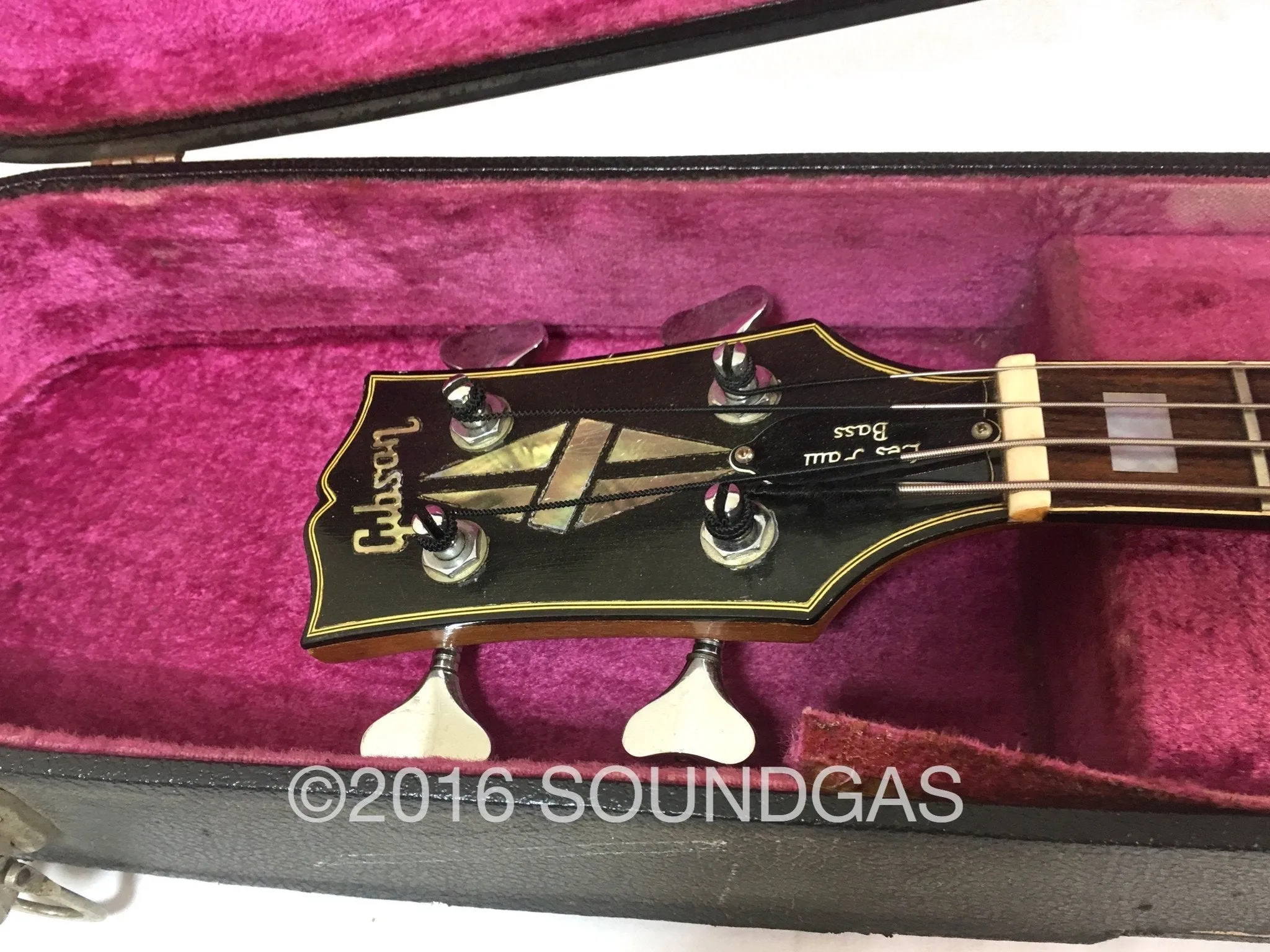 c1974 Gibson Les Paul Recording/Triumph Bass