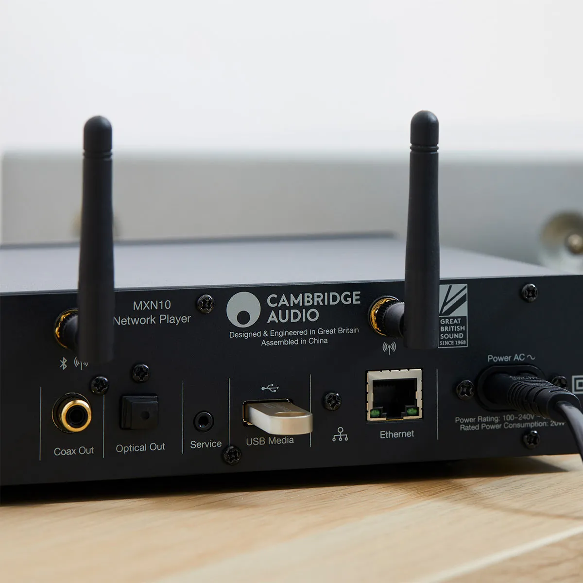 Cambridge Audio MXN10 Network Player with Bluetooth, Apple Airplay 2, Chromecast, Built-In DAC, & Roon Ready