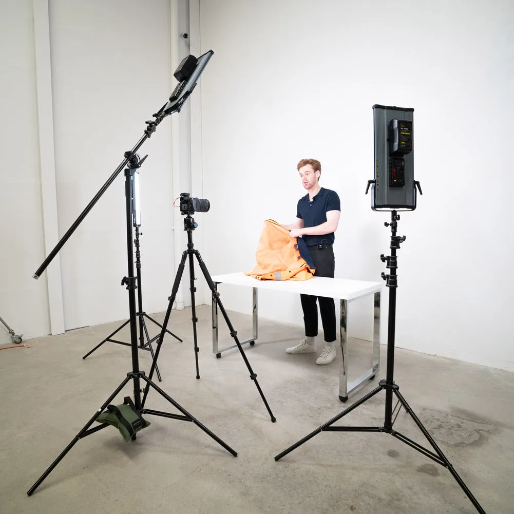 Complete 3-Point Video Lighting Setup With Rode Wireless Go II Microphone