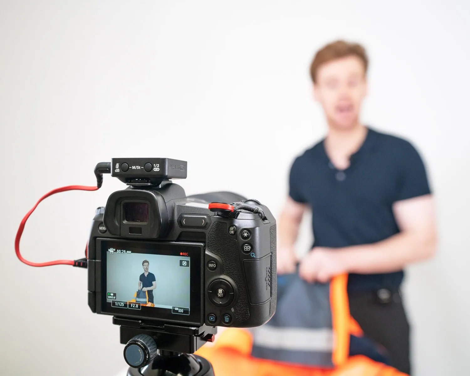 Complete 3-Point Video Lighting Setup With Rode Wireless Go II Microphone