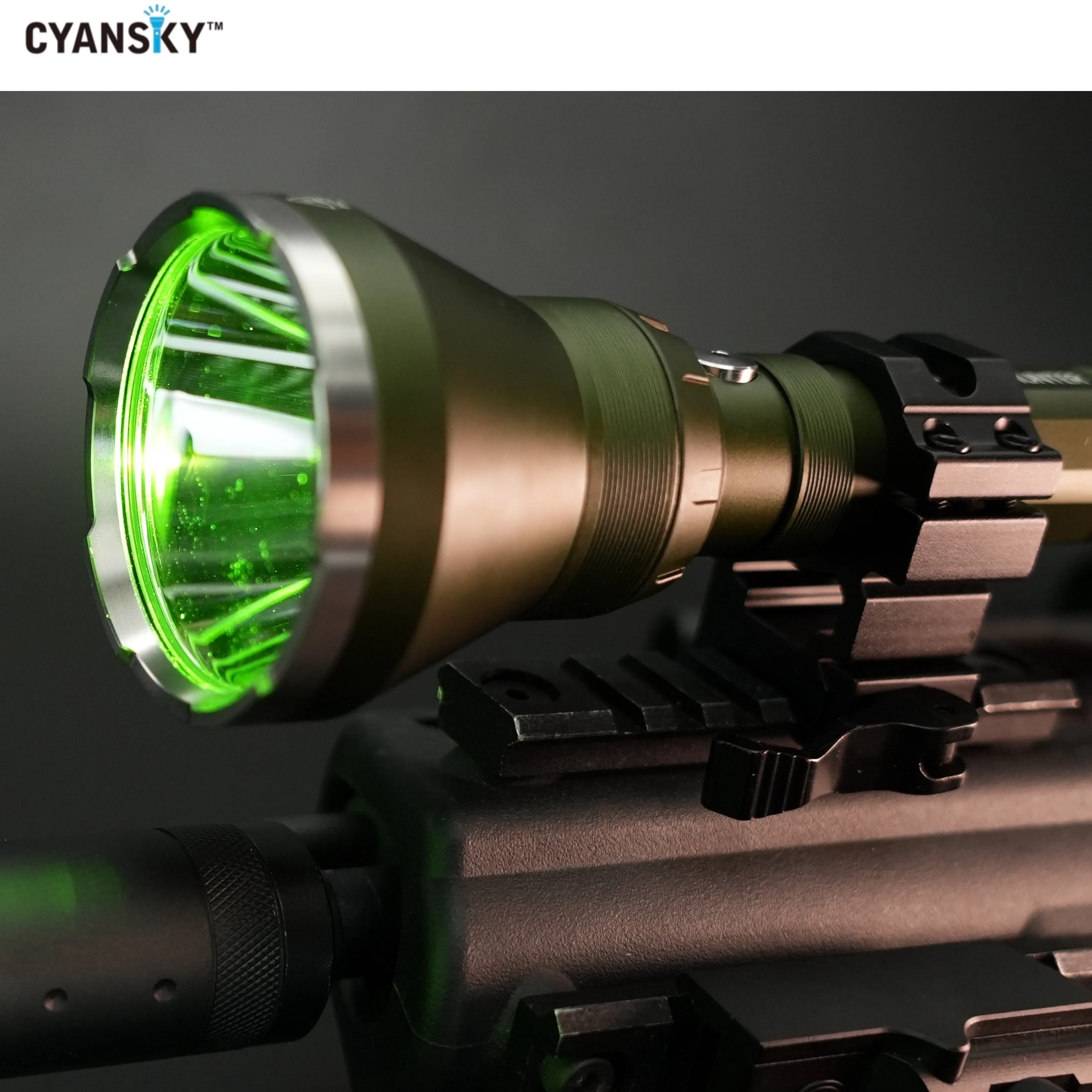 Cyansky HUNTER Multi-color Searchlight 1800LMS 818M