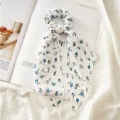 Floral Knot and Ponytail Streamers