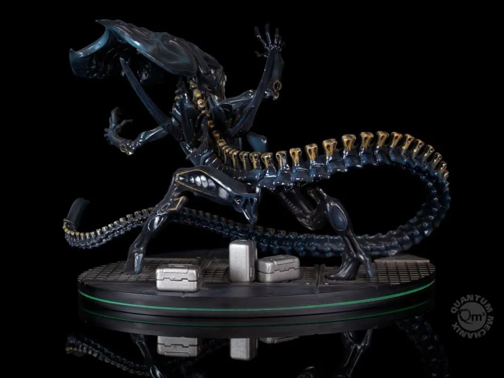 Quantum Mechanix Q-Fig Elite Alien Queen