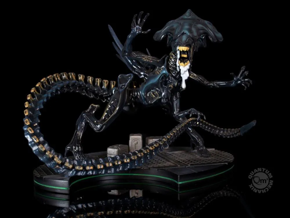 Quantum Mechanix Q-Fig Elite Alien Queen
