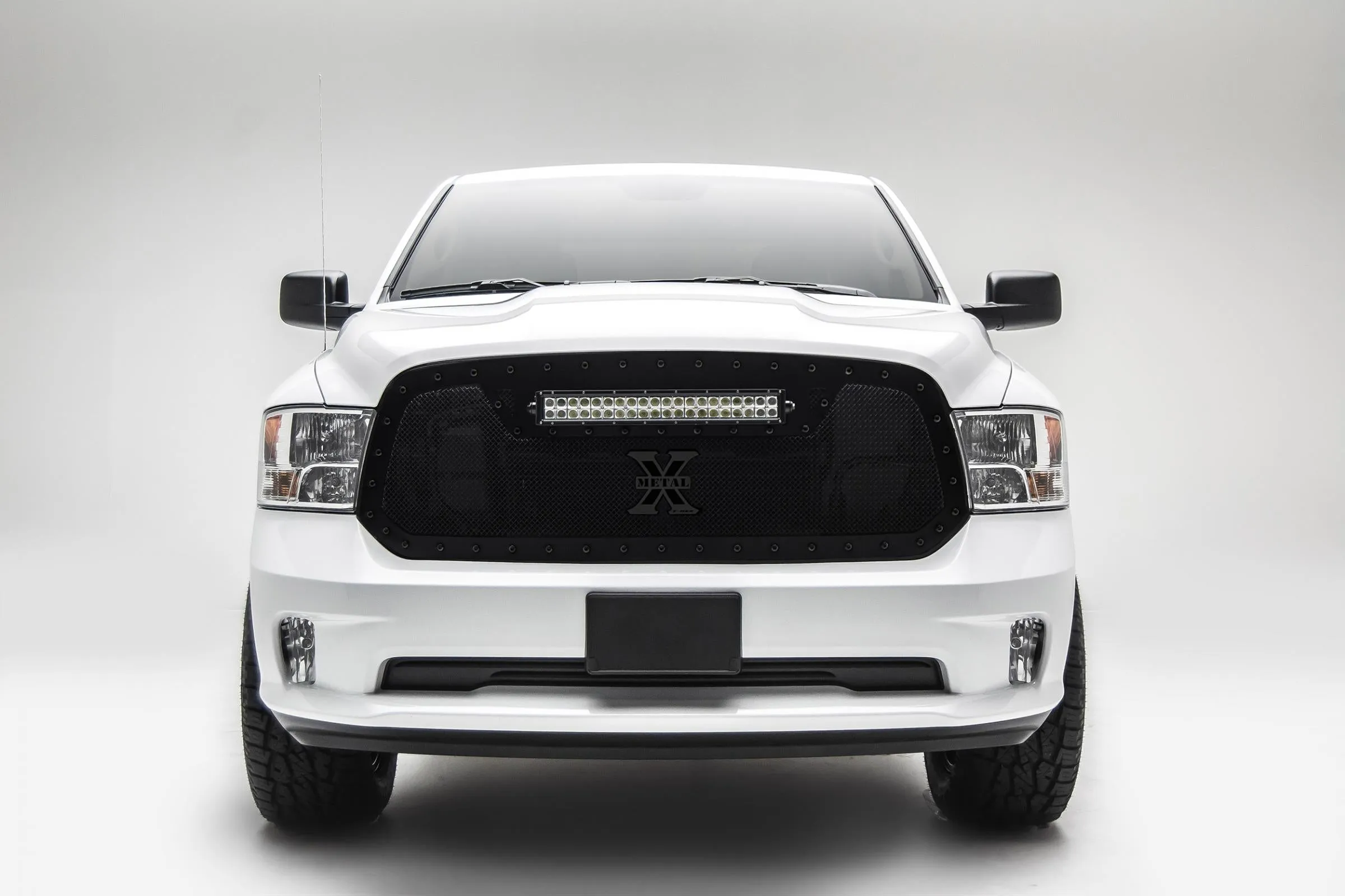 T-REX Torch Series, 1 Piece Grilles - Requires Cutting - 2013-2018 Ram 1500